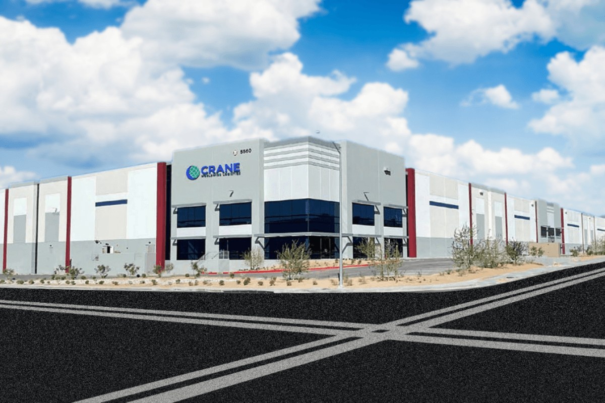 Fulfillment operation supporting fast and accurate e-commerce logistics